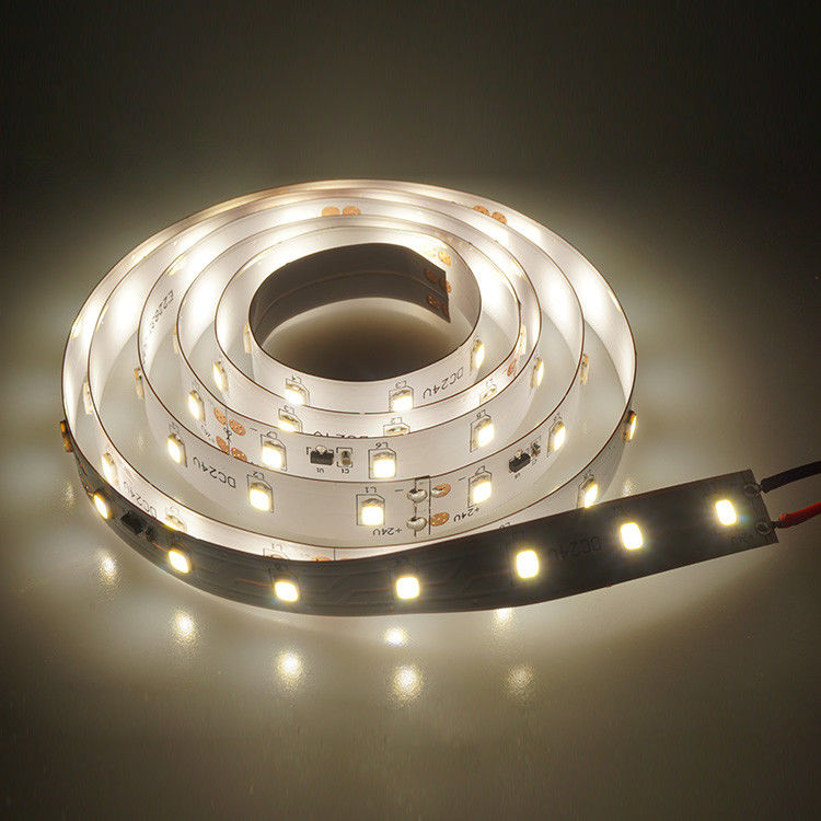 70LEDs CRI90 Outdoor LED Strip Lights 140lm Large Vier Angle Exterior LED Tape Light
